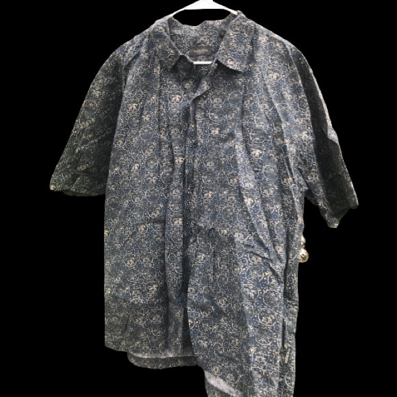 Teal and gold button up with interesting pattern. - Picture 4 of 5